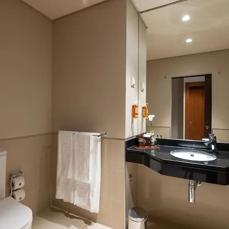 Hotel Gale Collection 4*