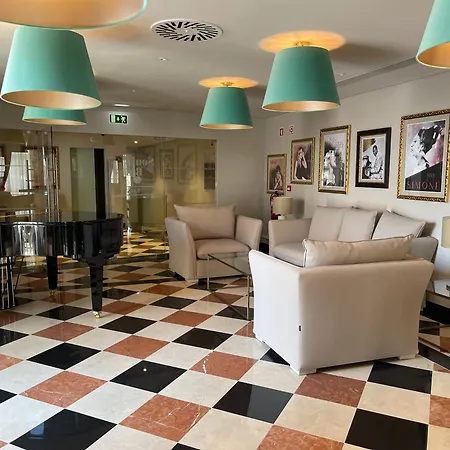 Otel Gale Collection