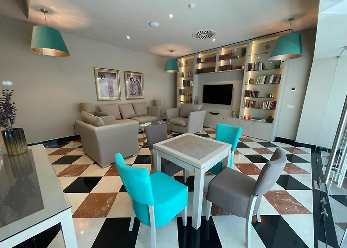 Hotel Gale Collection 4*