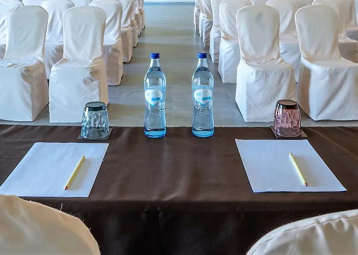 Gale Collection Tomar