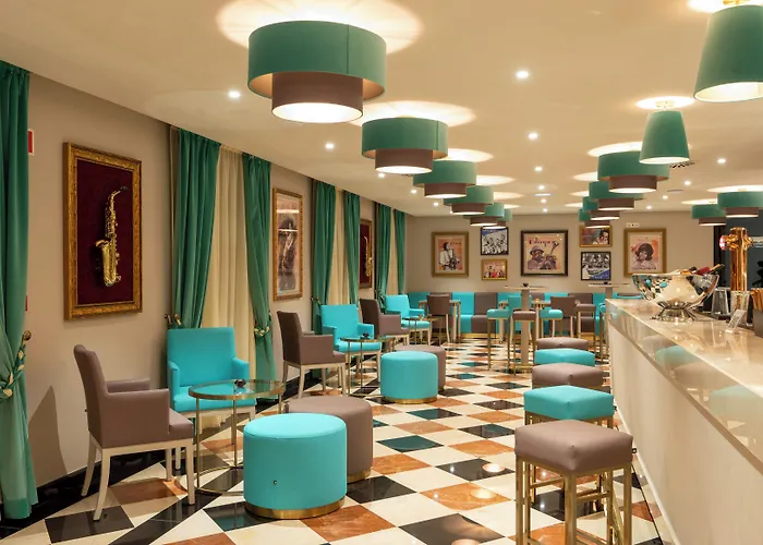 Gale Collection Tomar